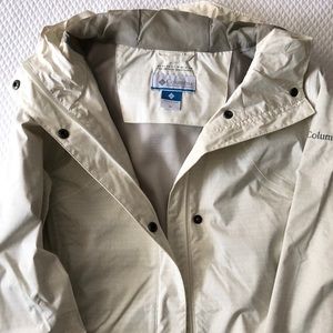 Columbia rain jacket